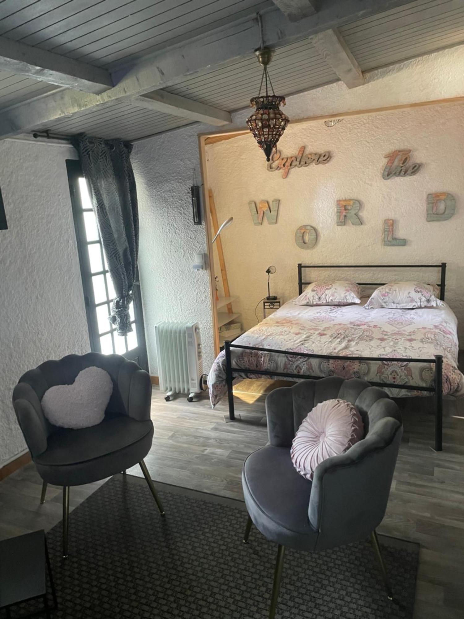 Studio Havre De Paix Au Pont Du Gard Piscine Et Jacuzzi Chez Valerie Payre Vers Pont du Gard Exterior foto